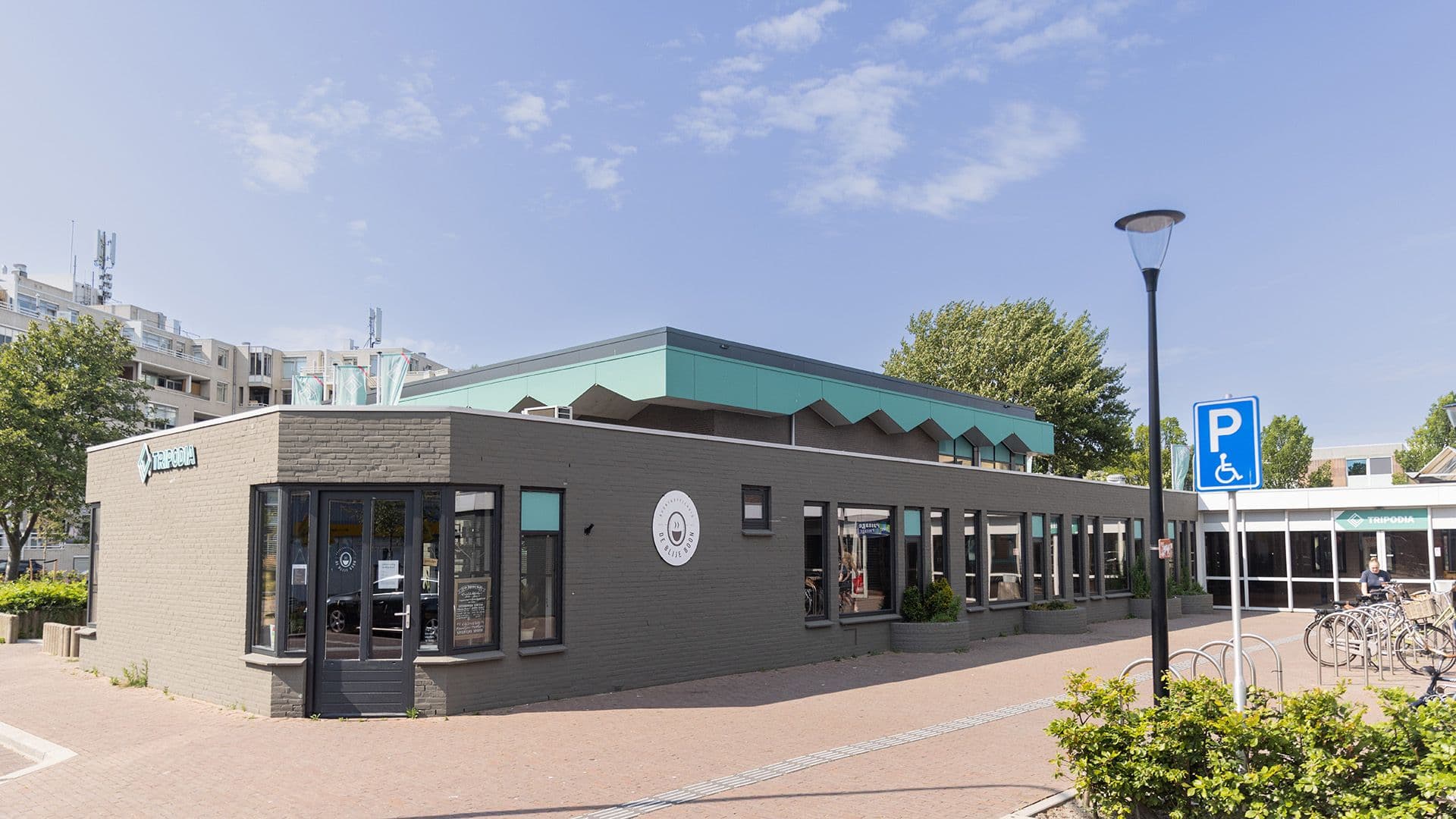 Achter het getal… 448.000