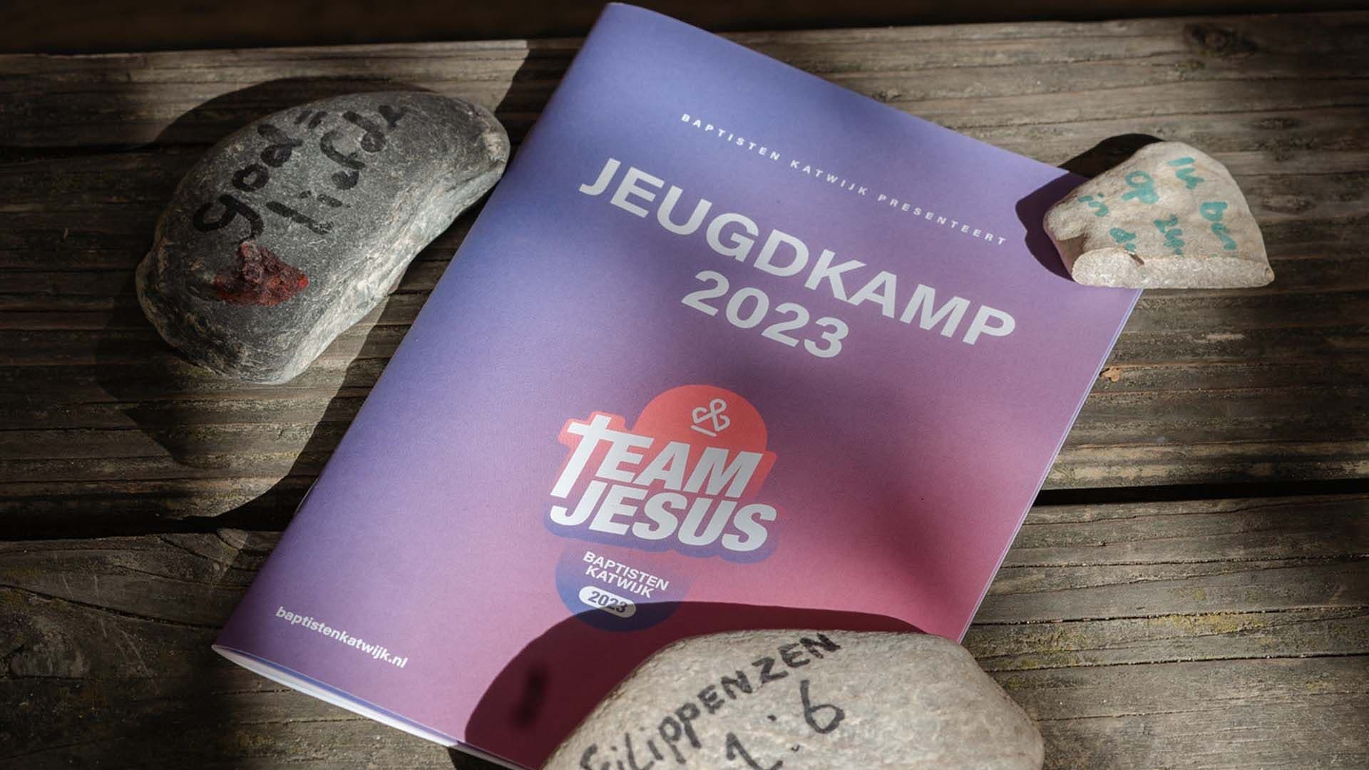 Jeugdkamp: ‘Spetterende diensten, sport en spel, lol en marshmellows’