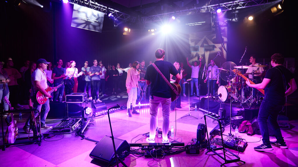 Worshipavond met Sarah ben Hamida, Ann Michelle Lee en Joël Vooijs