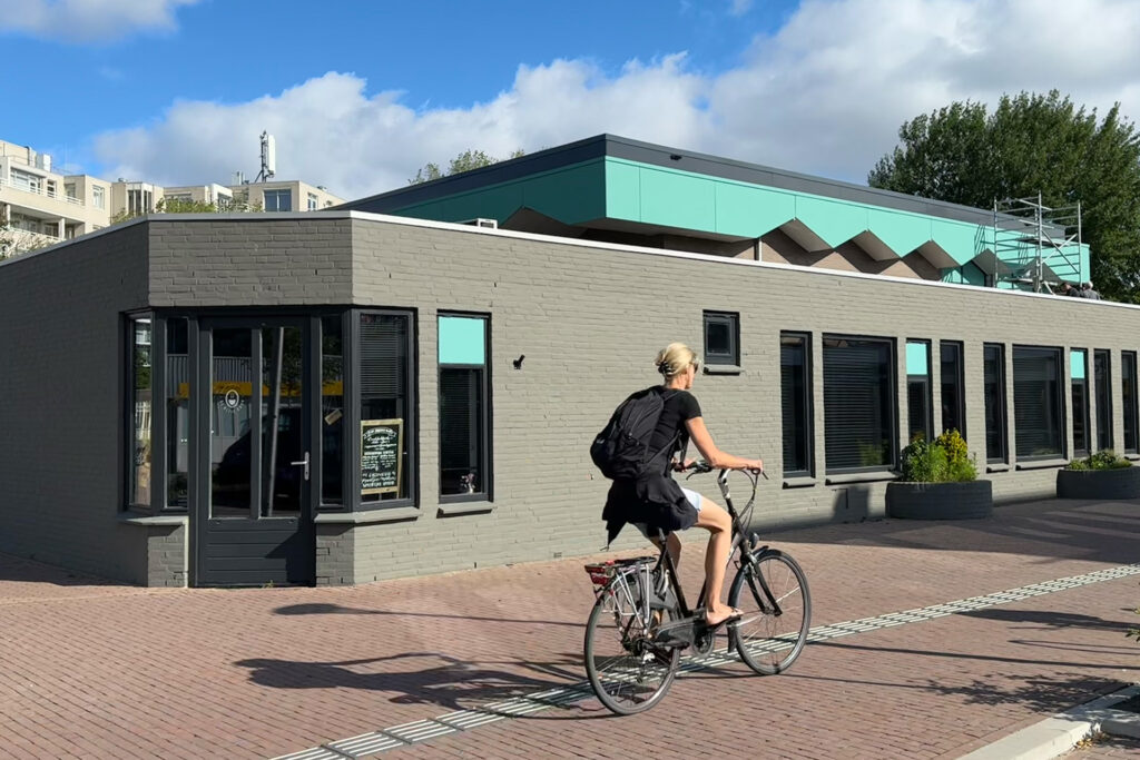 Tripodia: Buitenkant pand krijgt frisse groene uitstraling