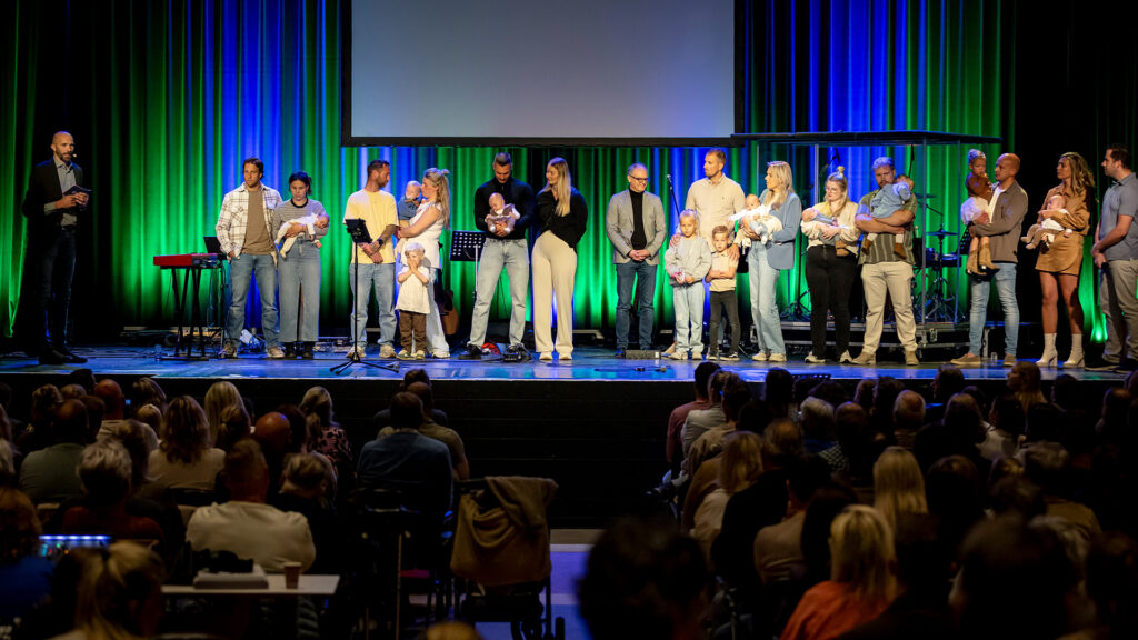 Opdraagdienst: ‘God eist zijn schapen op’ (foto’s)